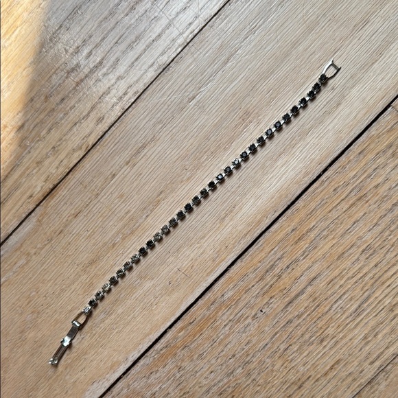 Silver rhinestone Bracelet - Picture 5 of 7